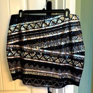 Express sequin mini skirt, size Medium